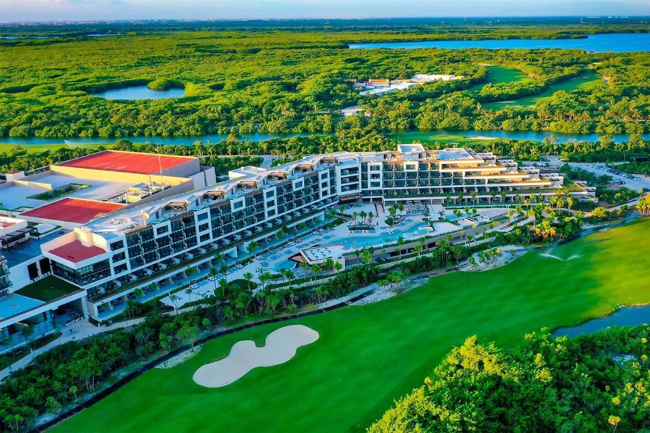 Estudio Playa Mujeres Cancun