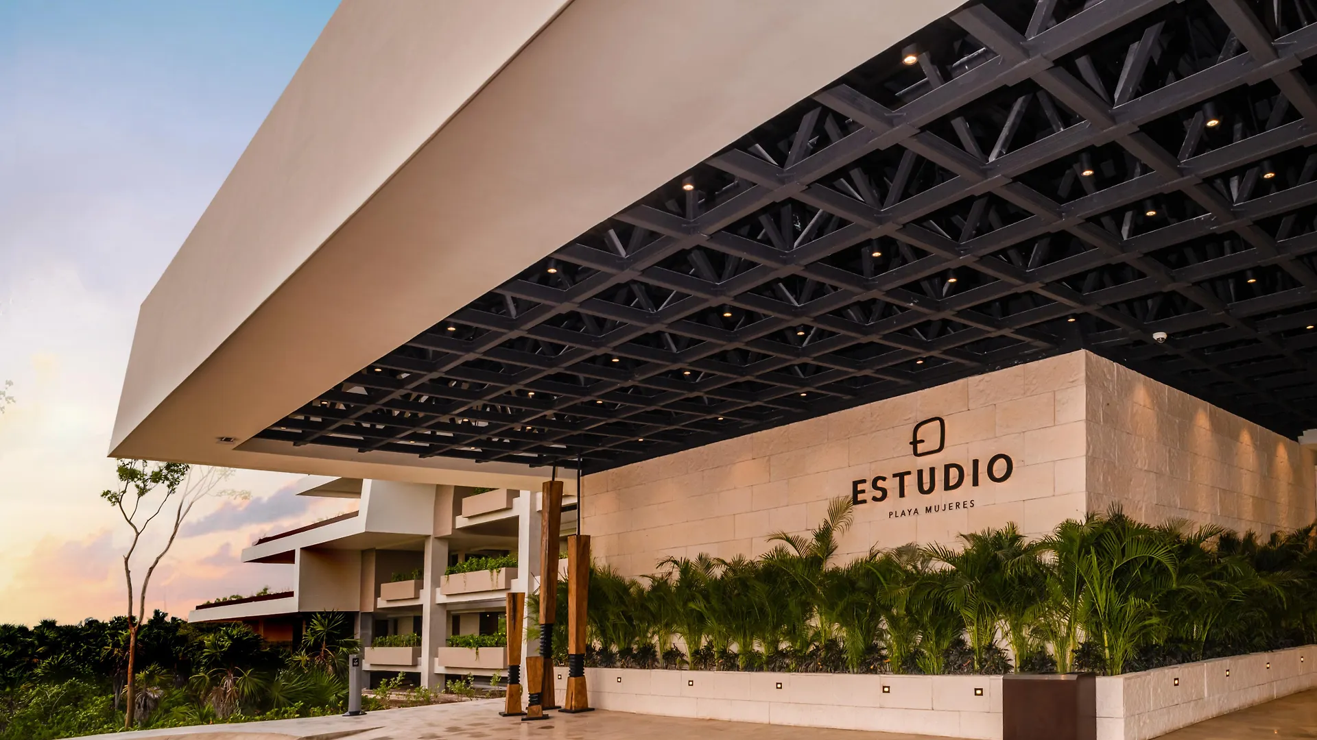 Estudio Playa Mujeres Cancun 5*,