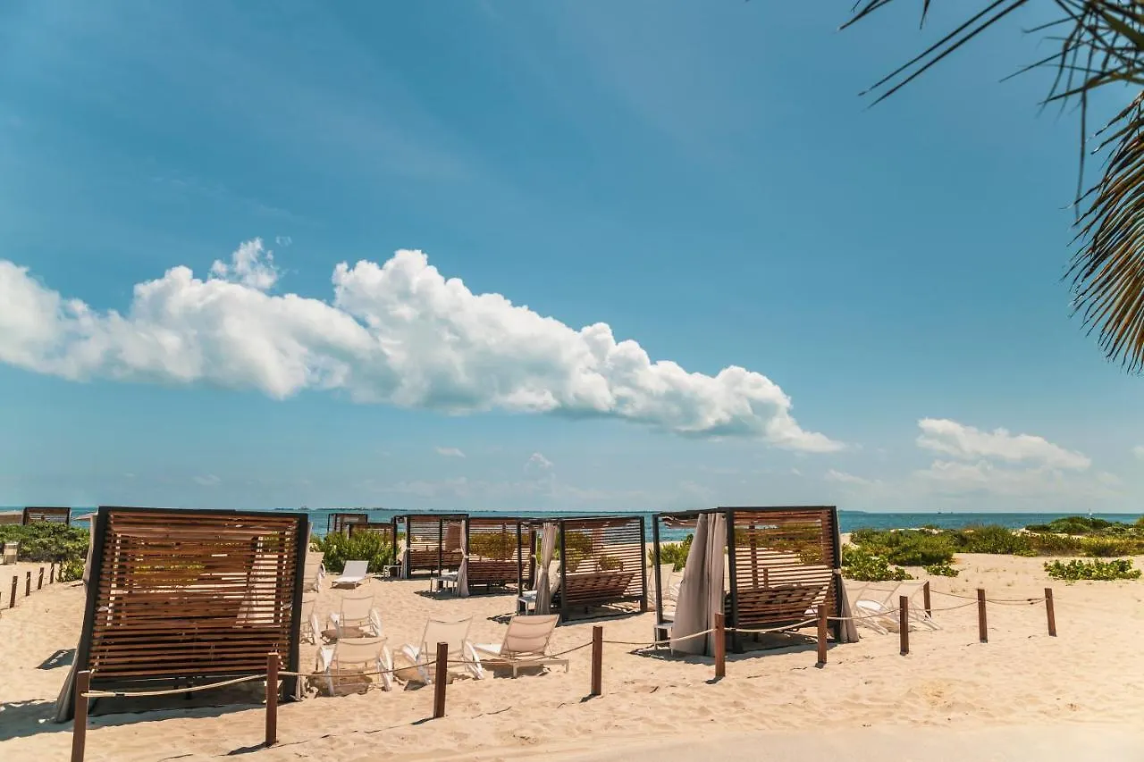 Estudio Playa Mujeres Cancun