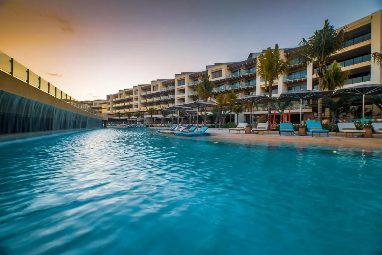 Estudio Playa Mujeres Cancun