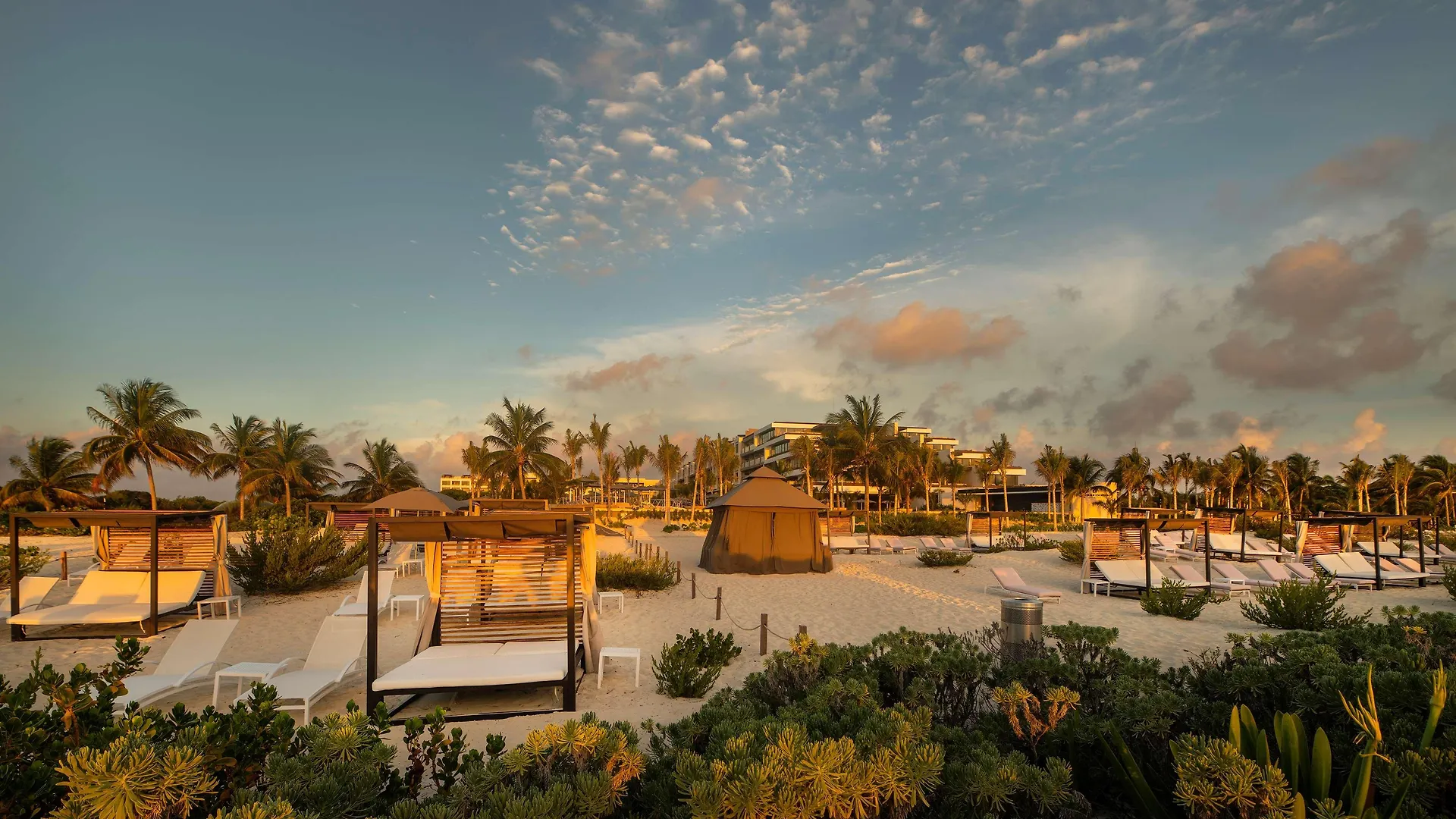 Estudio Playa Mujeres Cancun 5*,